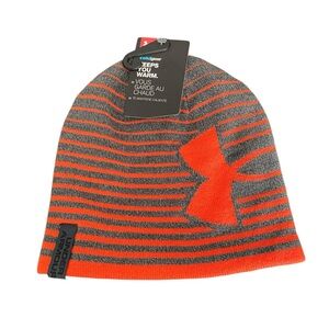NWT Youth Under Armour beanie